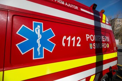 Sibiu: O femeie însărcinată a fost târâtă de un cal pe o distanță de 300 de metri. Tânăra este în stare critică.