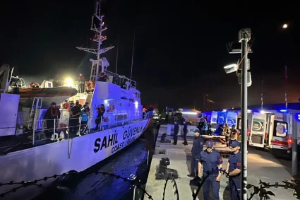Atac asupra unei bărci de pescuit în Marea Neagră: 1 decedat și 4 răniți.