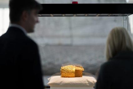Autorii jafului de la Muzeul din Drents, condamnați la închisoare după furtul coifului și brățărilor dacice.