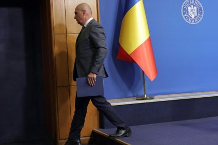 Bolojan, după întâlnirea cu Tomac: Ne-am spus lucrurile deschis. PNL va lua o decizie miercuri sau joi în BPN…