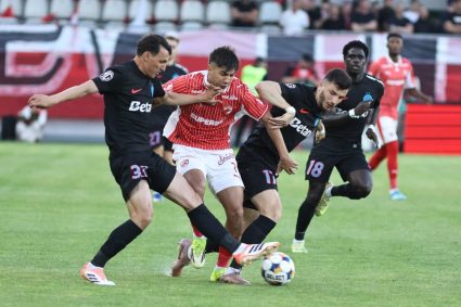 Bursa Transferurilor | Plecare neașteptată la Dinamo / Patru jucători părăsesc Corvinul Hunedoara după promovarea în Superligă