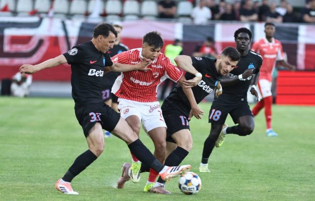 Bursa Transferurilor Plecare neasteptata la Dinamo Patru jucatori parasesc Corvinul Hunedoara dupa promovarea in Superliga
