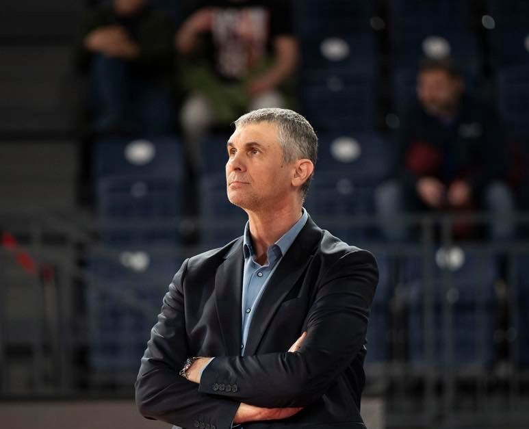 Cristian Achim renunta la conducerea echipei CSM Oradea dupa 16 ani si jumatate si preia coordonarea academiei clubului