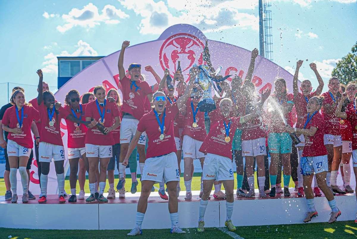 Farul conduce fotbalul feminin in Romania Fetele din Constanta castiga eventul