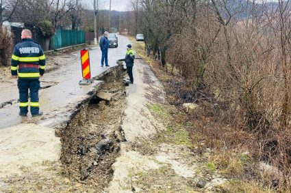 IGSU: Ploile torențiale au provocat pagube în 12 județe și în București