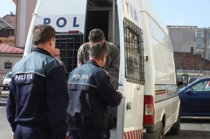 Încă un bărbat din Cluj a fost reținut pentru nerespectarea unui ordin de protecție. Mulți riscă, însă Poliția are o politică de toleranță zero în aceste cazuri.