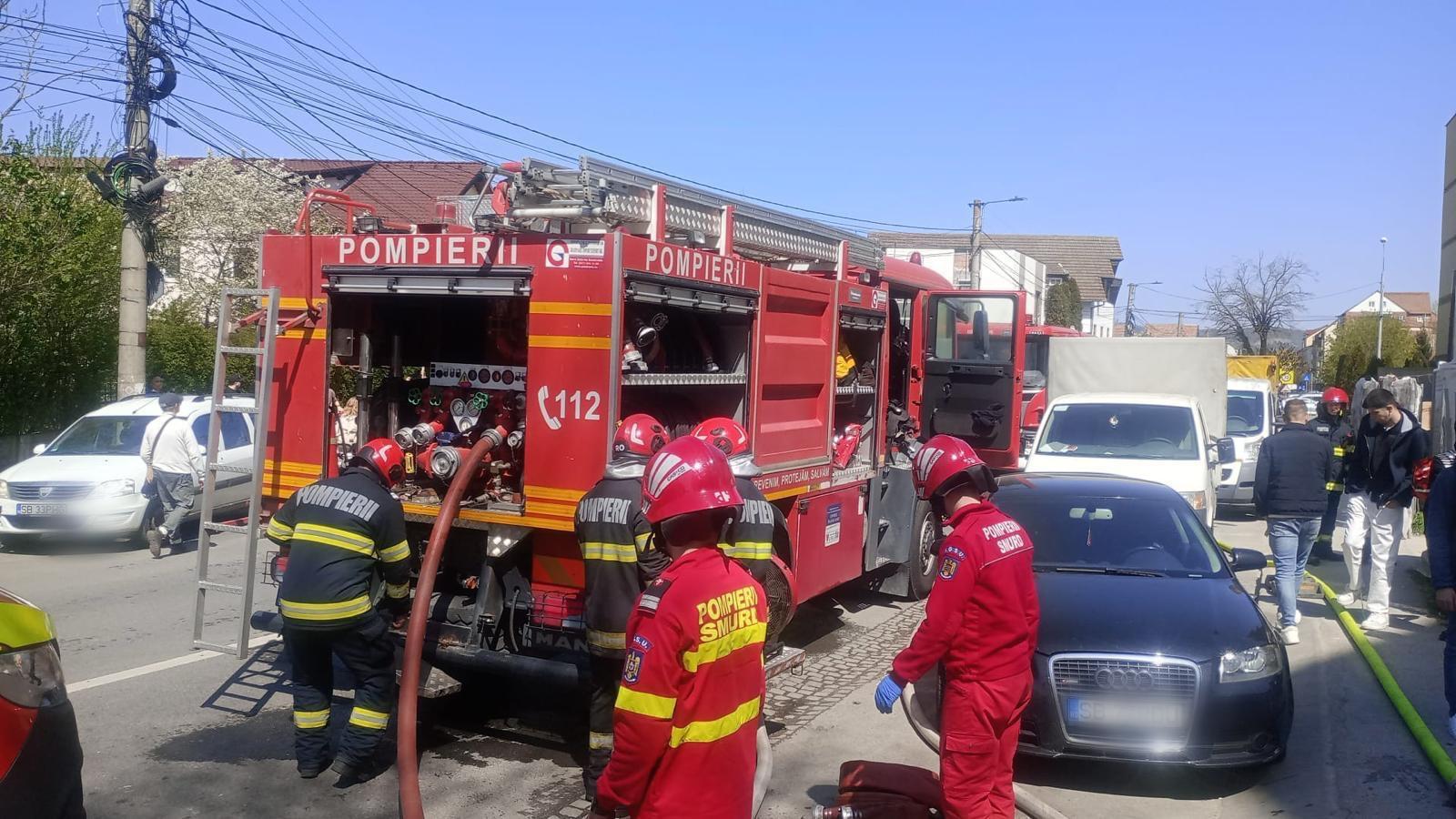 Incendiu de proportii la o casa din judeul Buzau