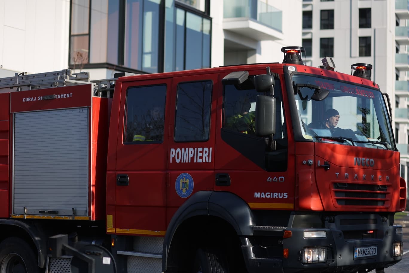 Incendiu la o pensiune din Costinesti Pompierii intervin