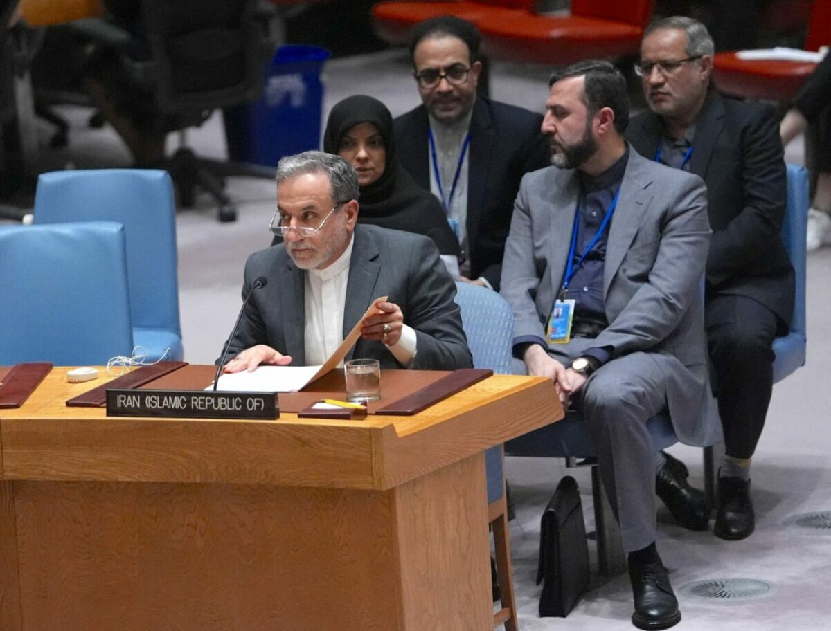 Iranul stabileste pretul pacii 300 de miliarde de dolari costul reconstructiei natiunii