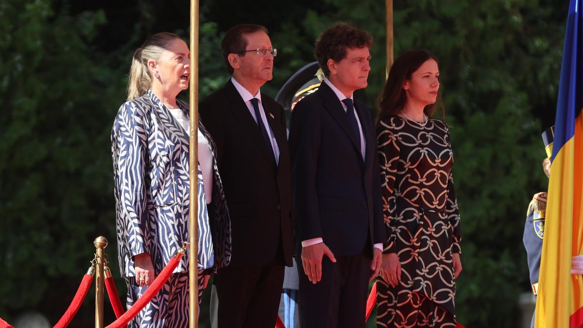 Isaac Herzog i a invitat oficial pe Nicusor Dan si Mirabela Gradinaru in Israel Apreciem