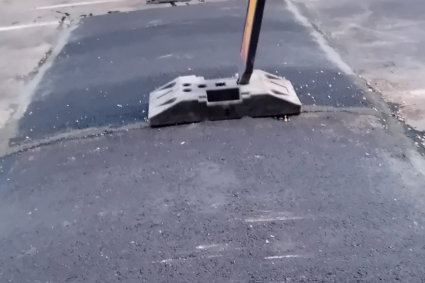 Limitatoarele de viteză ce au generat controverse în rândul clujenilor din Jucu: „Unii conduceau cu 120 km/h” / „Ne distrugem mașinile. Dorel a acționat după bunul plac”