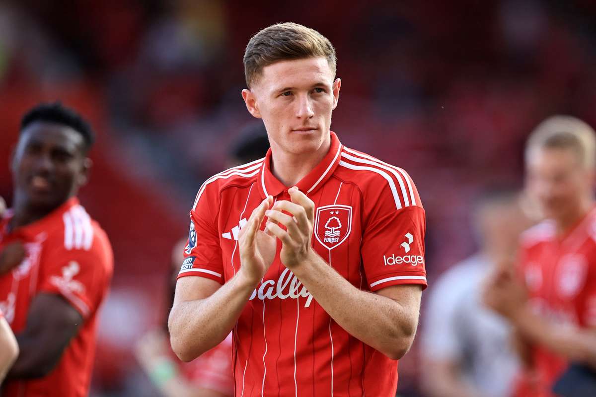 Manchester City primeste o oferta record pentru Elliot Anderson