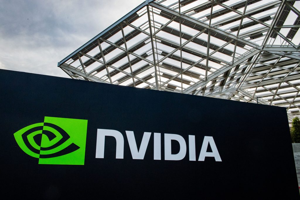 Nvidia atrage peste 21 de miliarde de euro prin prima emisiune de obligatiuni din ultimii cinci ani vizand concursul global in domeniul inteligentei artificiale