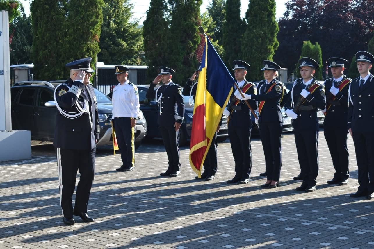 O noi generatie de politisti la Cluj Napoca 288 de tineri au depus juramantul de credinta