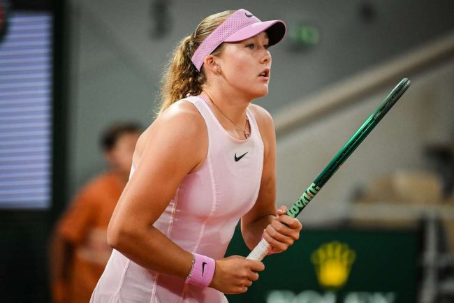 O noua campioana la Roland Garros Andreeva isi propune sa intrerupa parcursul de vis al polonezei Chwalinska