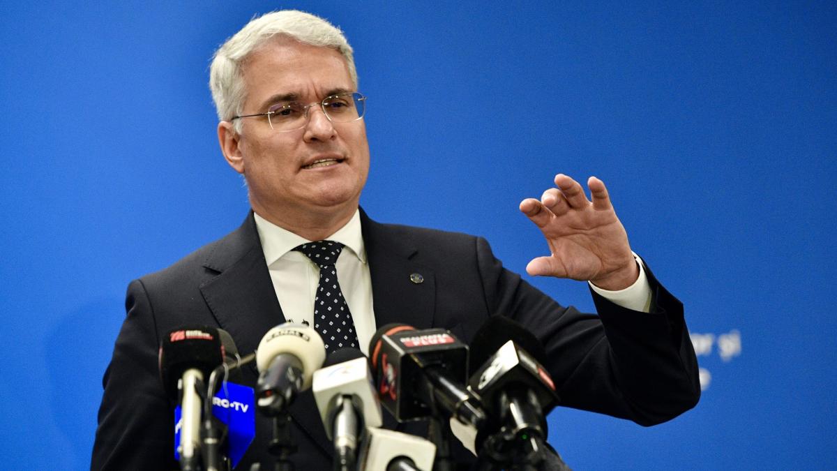 Pislaru anunta eliminarea diferentelor salariale in sistemul sanitar Acolo unde exista dezechilibre vom