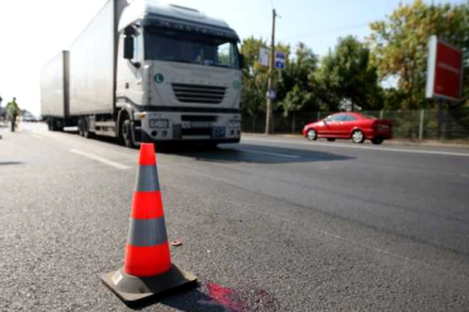 Restricții de circulație în Cluj din cauza căldurii extreme: Camioanele de mare tonaj sunt interzise în orele de vârf