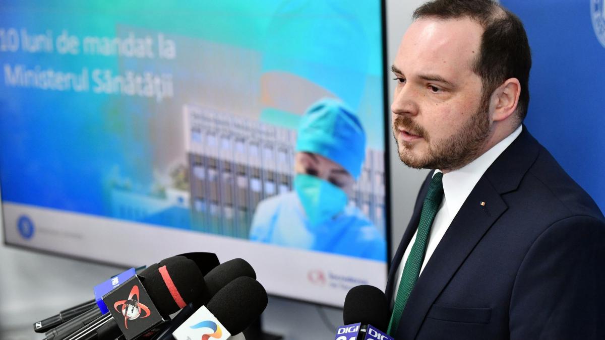 Rogobete il invita pe Bolojan sa l insoteasca pe holurile unei sectii de oncologie La patul
