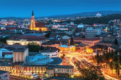 Salarii ridicate, economie excepțională, dar chiriile te apasă: Cluj-Napoca, în fruntea prosperității naționale și lider al crizei imobiliare.