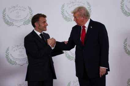 Trump îl atenționează pe Macron înainte de summitul G7 despre taxe de 100% pentru vinuri.