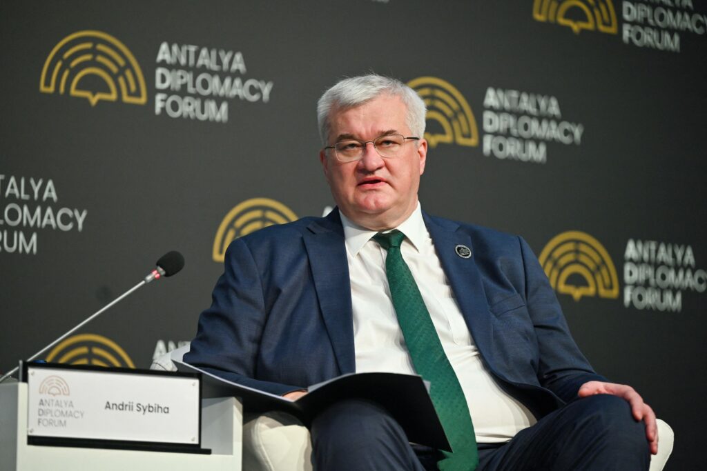 Ucraina suoravegheaza cu atentie situatia din Belarus Ministrul de Externe Nu ne astaptam ca ei sa participe la razboi