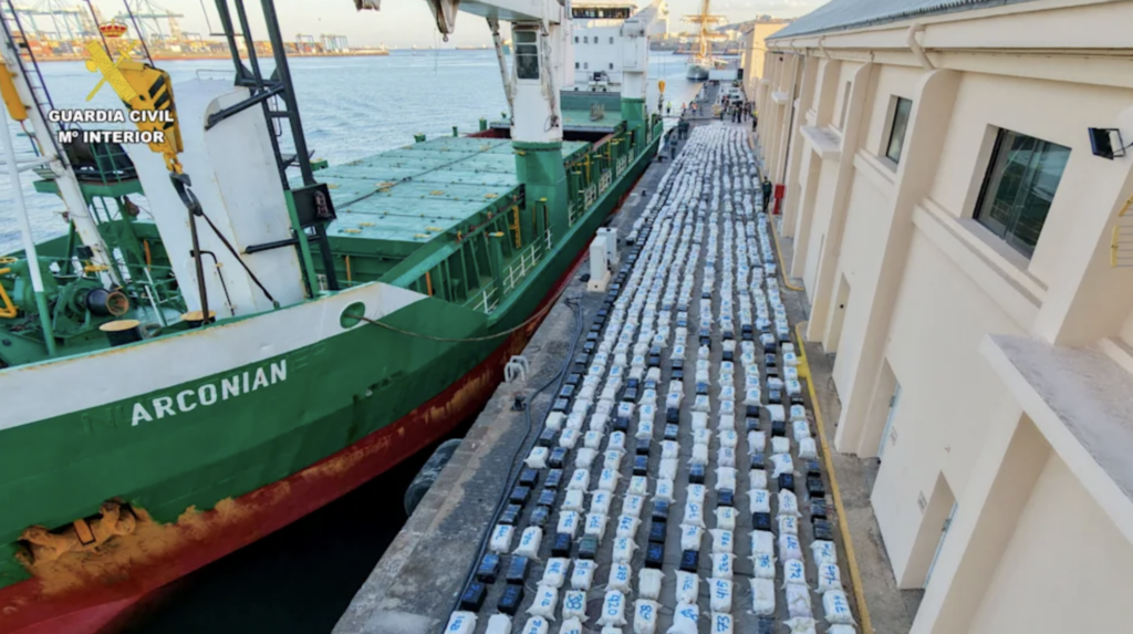 Vamesii germani captura record de droguri Cum au reusit traficantii sa ascunda 8 tone de cocaina