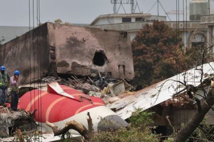 Cazul Air India readuce în atenție tragediile aviatice în care piloții au fost suspectați de provocarea intenționată a prăbușirii aeronavelor.