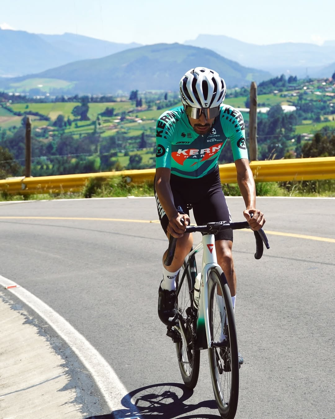 echipa UCI Pro Kern Pharma isi face debutul la Turul Ciclist al Sibiului Castigatorul din 2018 prezent la start