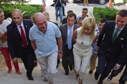 Gheorghe Ștefan „Pinalty” dezvăluie cum a fost inclus Siegfried Mureșan pe lista PMP pentru Europarlamentare:…