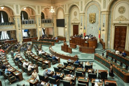 Surpriză la Senat: doi senatori din grupul „Pace-Întâi România” au declarat că se alătură grupului…