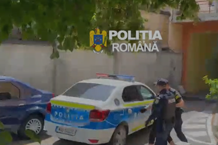 VIDEO. O femeie din Cluj, persecutată de fiul ei, a cerut un ordin de protecție. Fără succes, însă: tânărul agresiv nu s-a oprit și a încălcat ordinul de nenumărate ori.