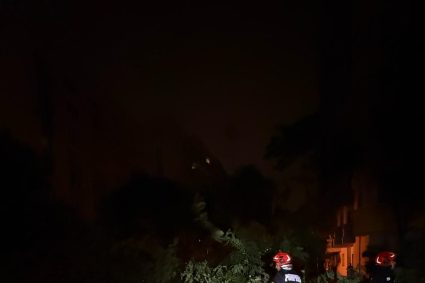 ANM: Bucureștiul rămâne sub Cod portocaliu și galben de ploi torențiale și vijelii