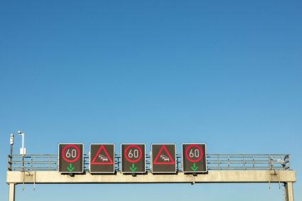 Ai primit o amendă pe o autostradă din Italia? Iată ce trebuie să verifici.