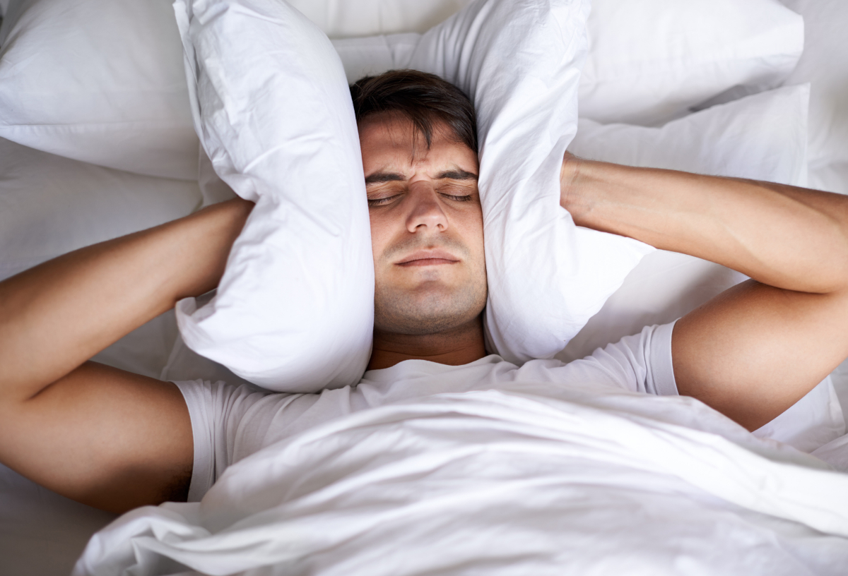 Alarm cu aripi i cioc pentru muli clujeni Nu mai au linite nici dimineaa nici n timpul zilei din cauza cocoilor vecinilor Nu mai suportm