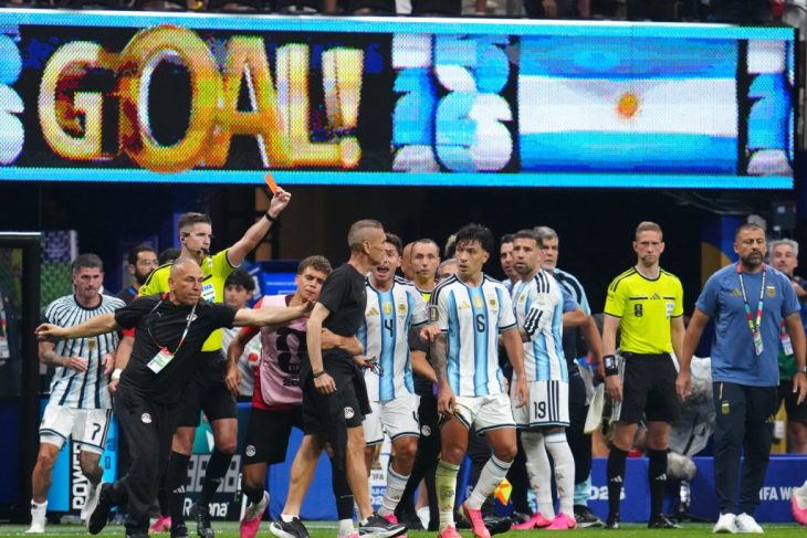 Argentina a obtinut calificarea in semifinalele Campionatului Mondial dupa ce a invins Elvetia cu 3 1