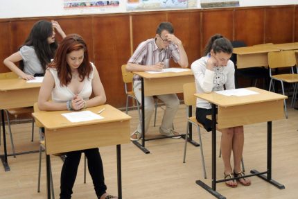 Bacalaureat 2026 Furtuna a schimbat examenul 17 elevi au sustinut examenul cu subiecte alternative
