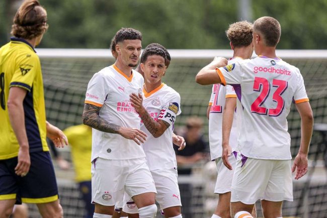 Dennis Man marcheaza in confruntarea cu Darius Olaru PSV si Union Saint Gilloise incheie la egalitate