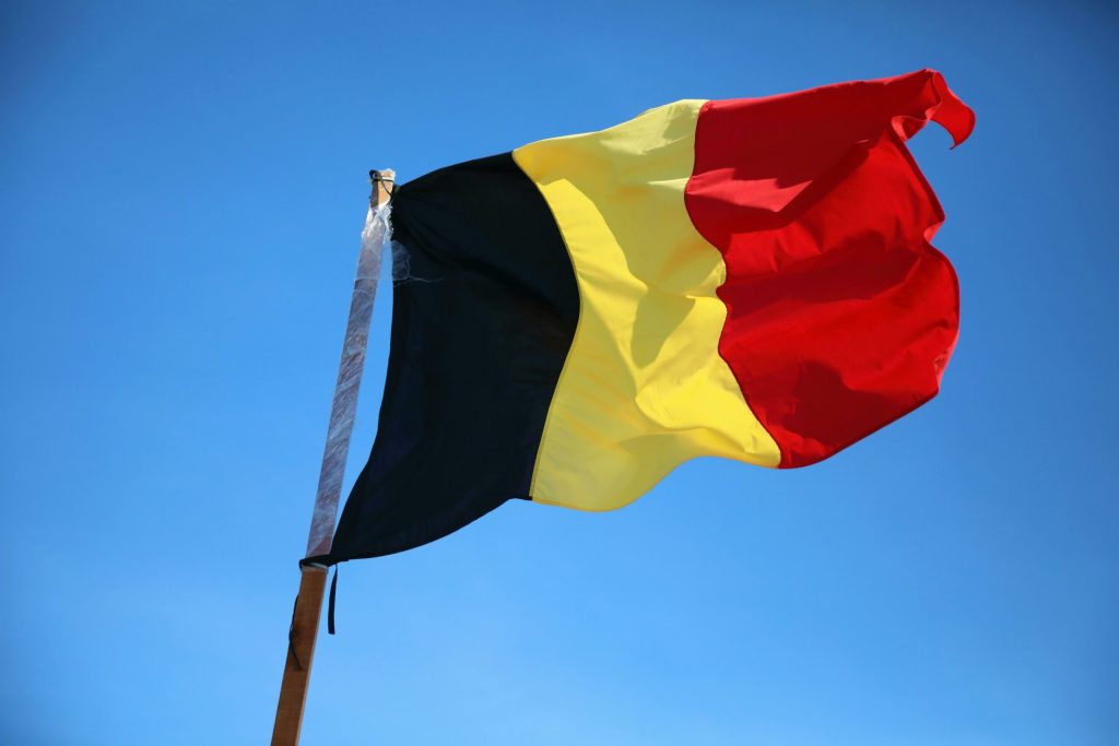 Doi cetateni romani implicati in incendiul din Bruxelles unul a murit iar altul se afla in stare grava