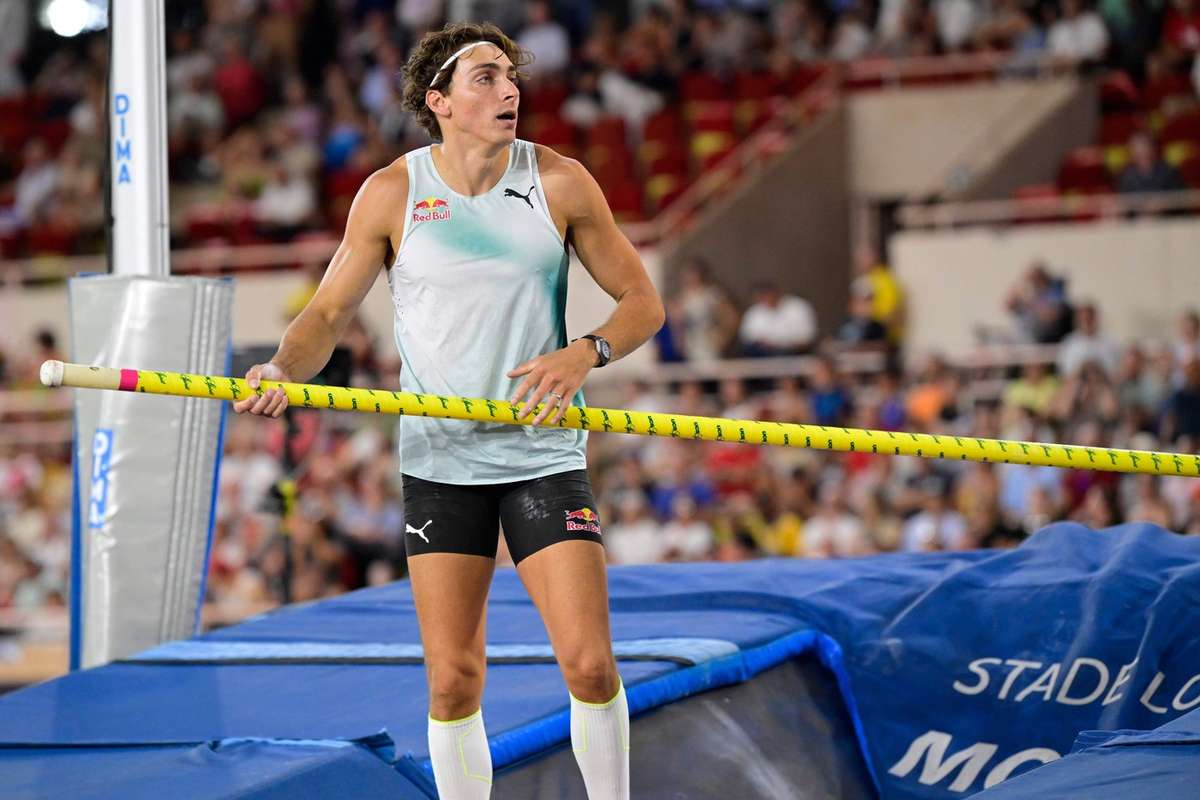 Fara un nou record mondial dar cu o victorie Armand Duplantis castiga la reuniunea Diamond League din Monaco