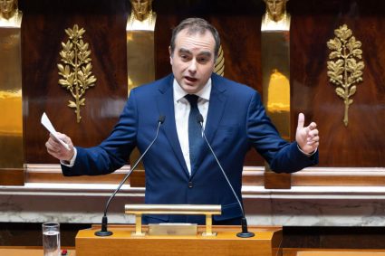 Franța: Moțiune de cenzură împotriva guvernului din cauza gestionării caniculei