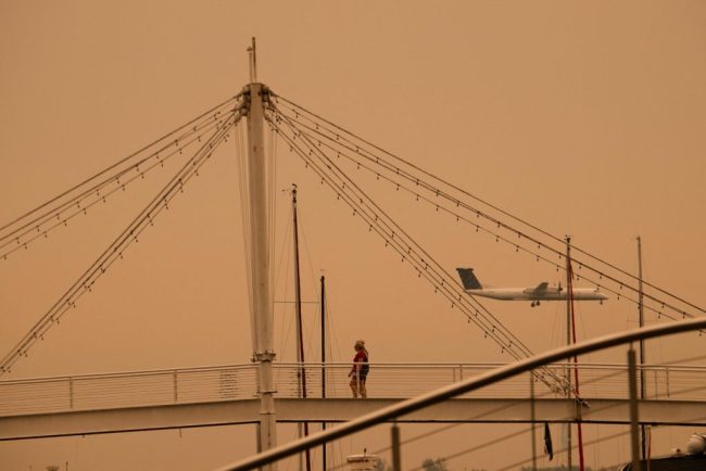 Fumul incendiilor din Canada afecteaza estul Statelor Unite Washington cufundat intr o ceata densa milioane de oameni respirand un aer toxic