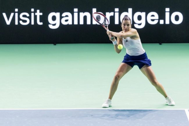 Gabriela Ruse si Marta Kostiuk avanseaza in turul doi al probei de dublu la Wimbledon invingand favoritele numarul cinci