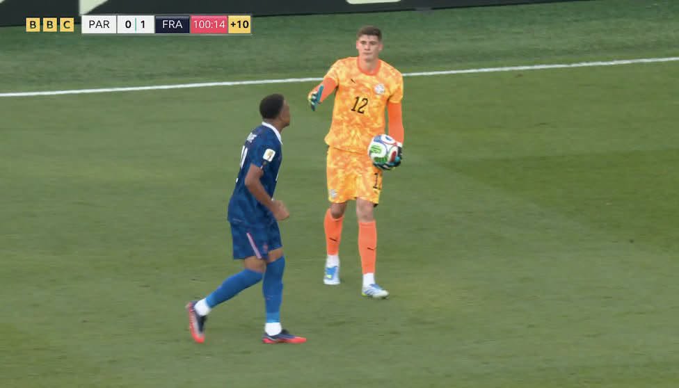 Gestul lui Mbappe fata de portarul Paraguayului dupa ce Franta s a calificat Stim si noi sa jucam murdar