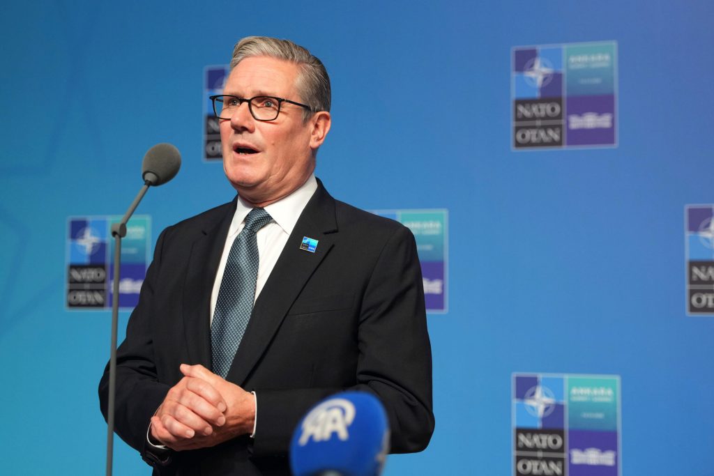 Keir Starmer isi face ultima vizita la Kiev in calitate de prim ministru si se angajeaza ca sprijinul Marii Britanii pentru Ucraina va continua