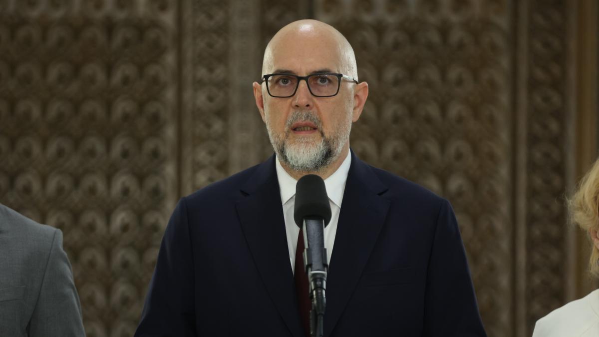 Kelemen Hunor solicita o solutie rapida a crizei politice Oamenii s au saturat de acest circ