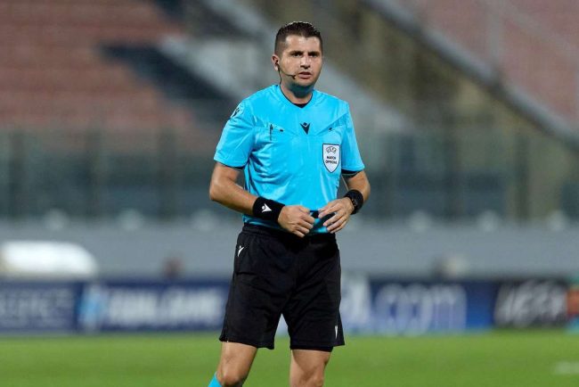 Lovitura pentru arbitrajul romanesc UEFA l a exclus pe Andrei Chivulete de la un meci din Liga Europei
