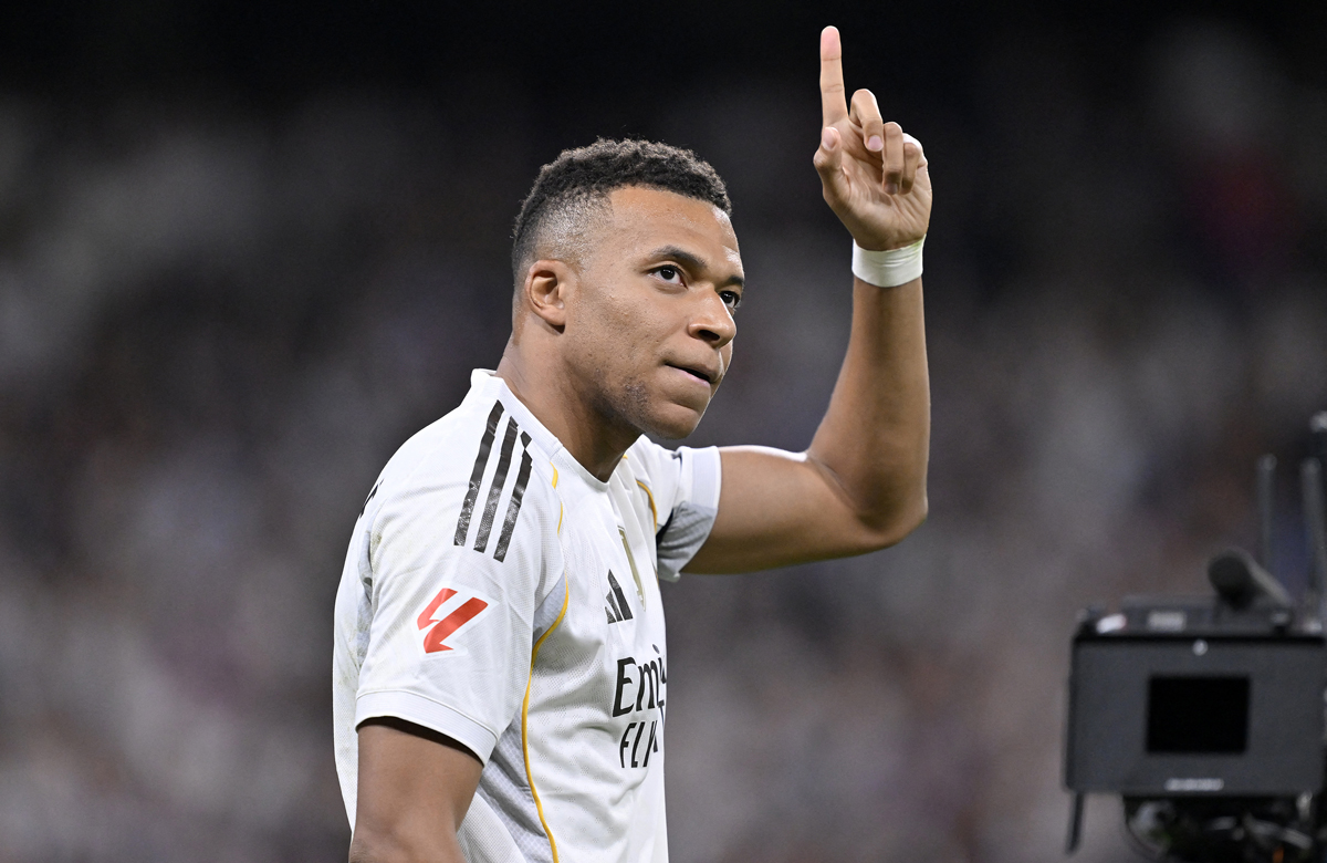 Mbappe victima a unui atac rasist din partea unei senatoare din Paraguay Presedintele Macron ii ofera sprijin fotbalistului francez