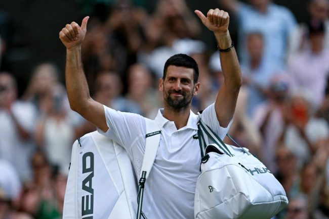 Mi ar placea sa mai joc macar o data Djokovic vorbeste despre posibilitatea de a participa la Wimbledon si anul viitor