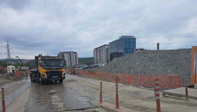 Mii de basculante de excavatie au fost depozitate ilegal in Cluj Napoca Garda de Mediu sustine ca acestea provin de pe un santier de mari dimensiuni