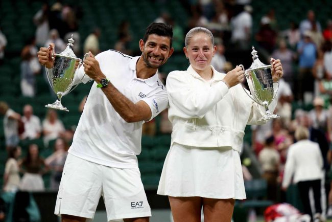 Ostapenko si Arevalo fac o revenire spectaculoasa si castiga titlul la dublu mixt la Wimbledon